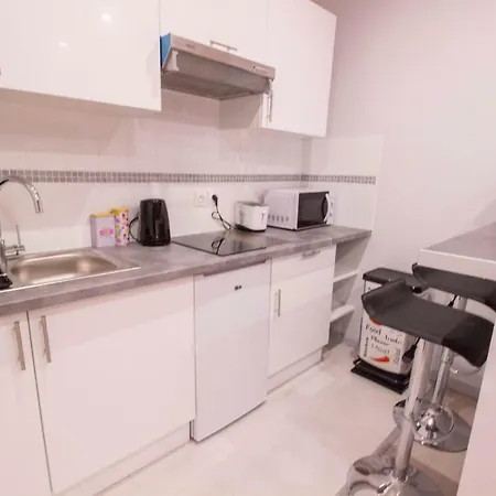 Apartmán Office- Rue Saint-fargeau Paříž