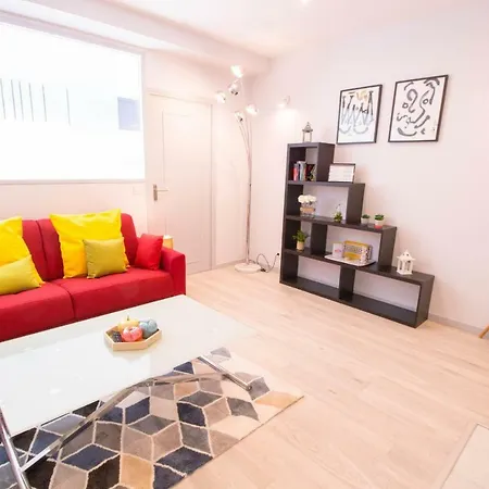 Office- Rue Saint-fargeau Lägenhet