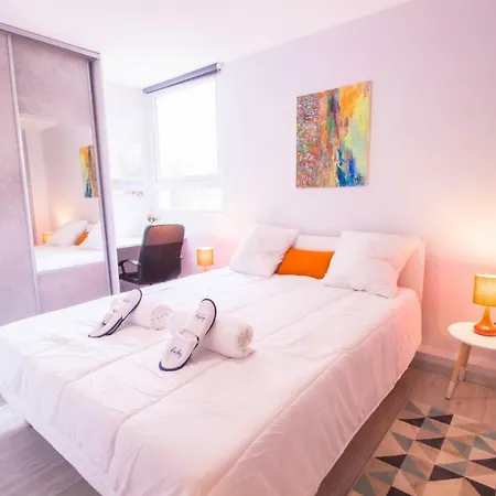 Office- Rue Saint-fargeau Apartment *